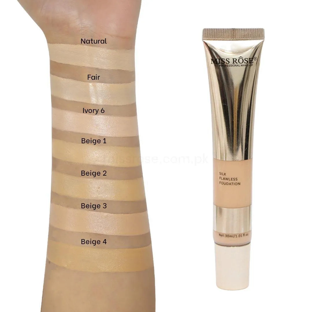 4 in 1 Makeup Bundle - Foundation, Lipsticks, Concealer & Eyelashes